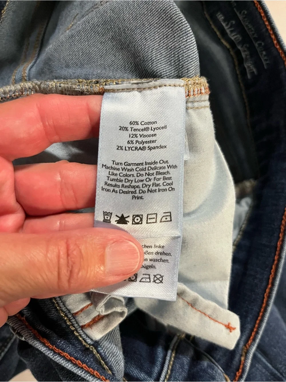 Eddie Bauer Women’s 4 Slightly Curvy Slim Straight Jeans Dark Wash Stretch Denim